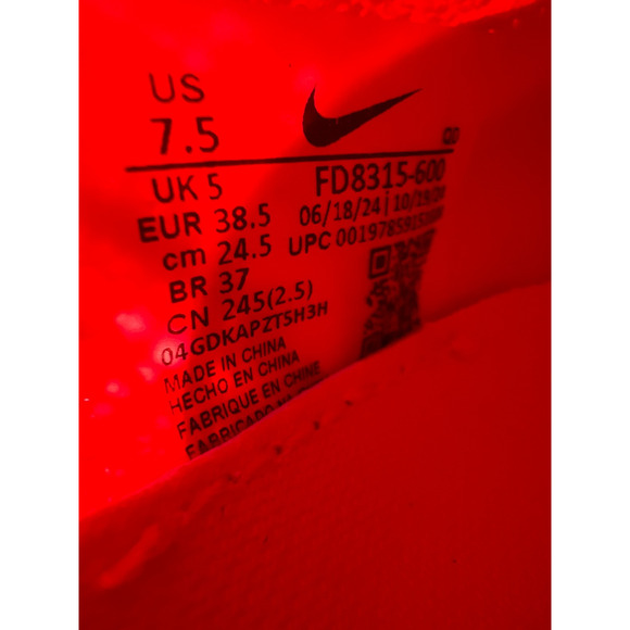 Nike Air Zoom Alphafly Next% 3 Bright Crimson Women's Size 7.5 FD8315-600 New - Picture 3 of 16